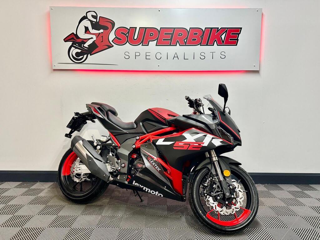 Lexmoto LXR SE 125cc sports motorbike in black and red at the Superbike Specialists showroom, Halifax